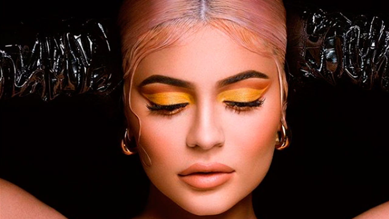 Kylie Jenner Lanza Nueva Colección De Maquillaje Para Halloween En 3d Cromos